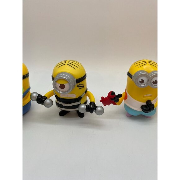 2017 McDonald's Minions: Happy Meal Toy Collection - Despicable Me Movie Figures - Picture 3 of 4